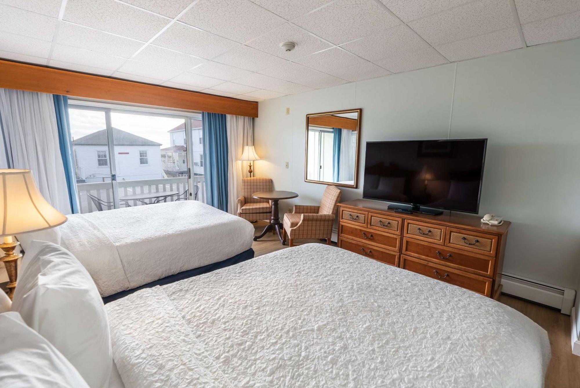 Waves Oceanfront Resort Old Orchard Beach Esterno foto