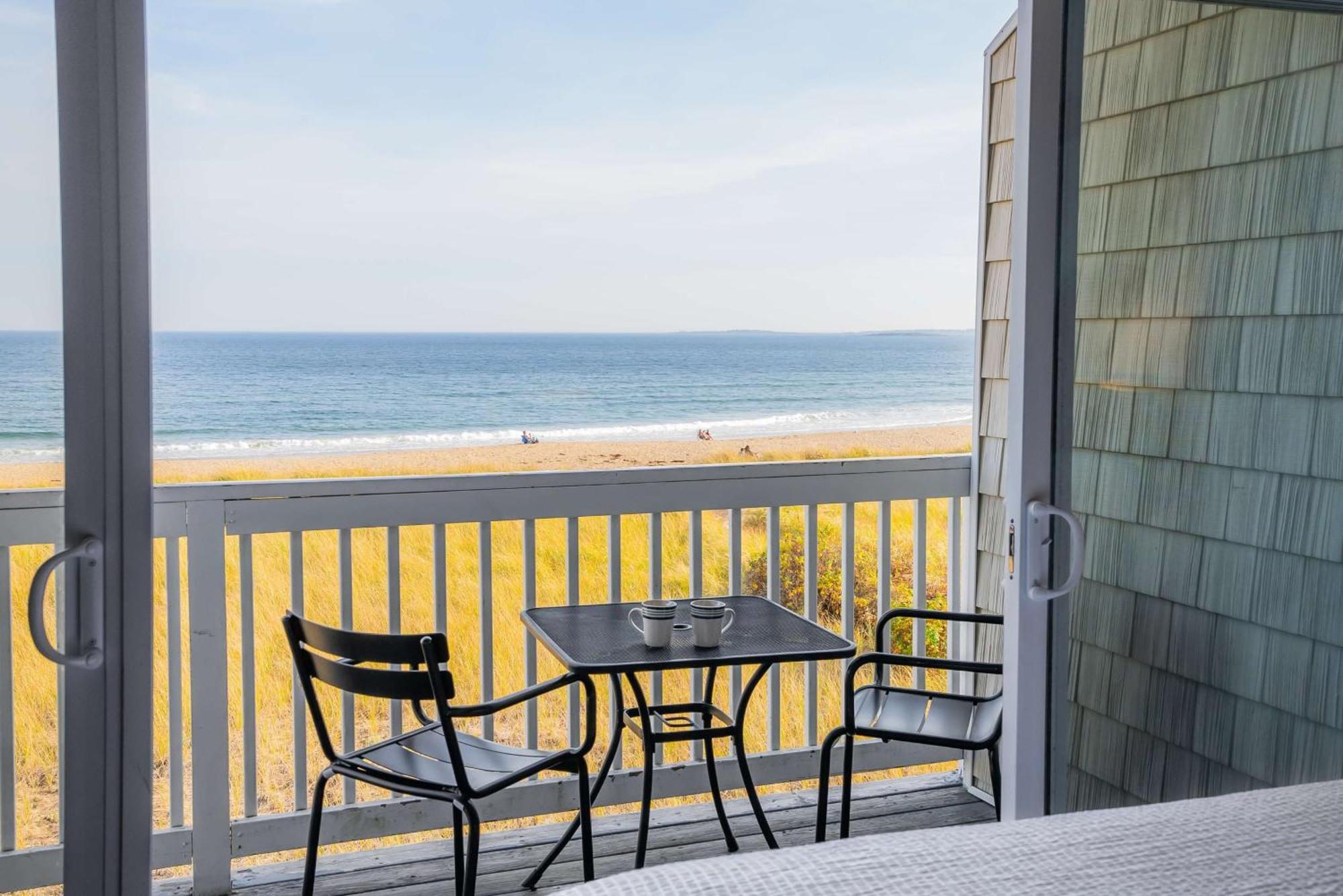 Waves Oceanfront Resort Old Orchard Beach Esterno foto