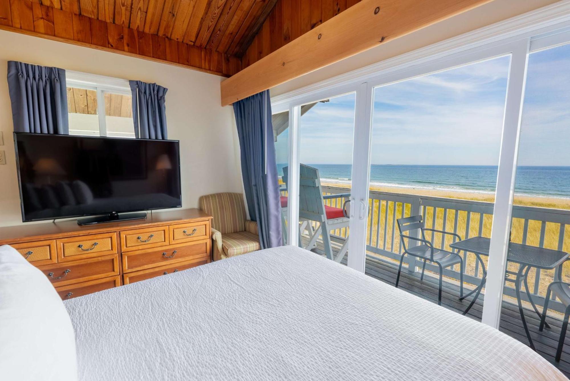 Waves Oceanfront Resort Old Orchard Beach Esterno foto