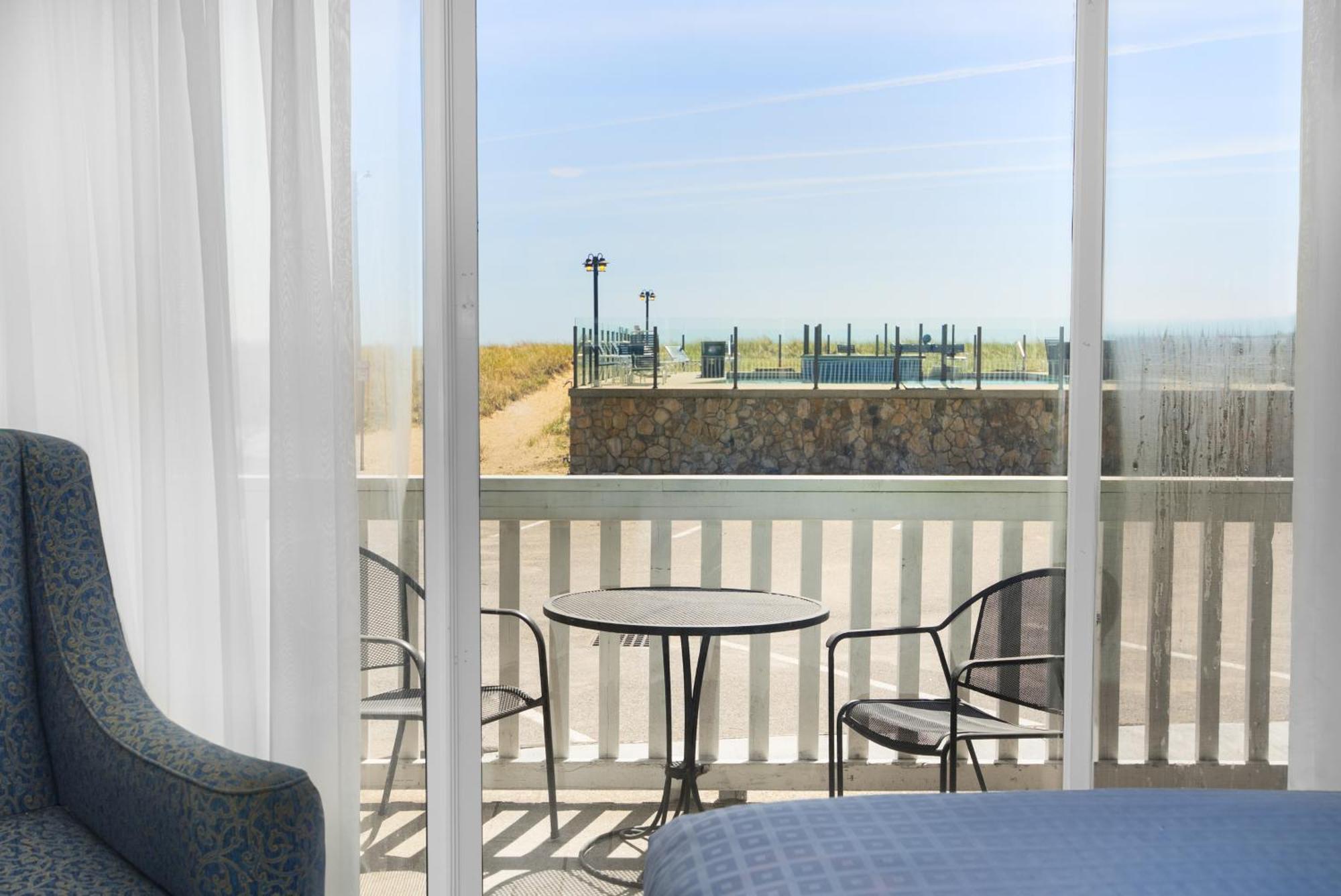 Waves Oceanfront Resort Old Orchard Beach Esterno foto